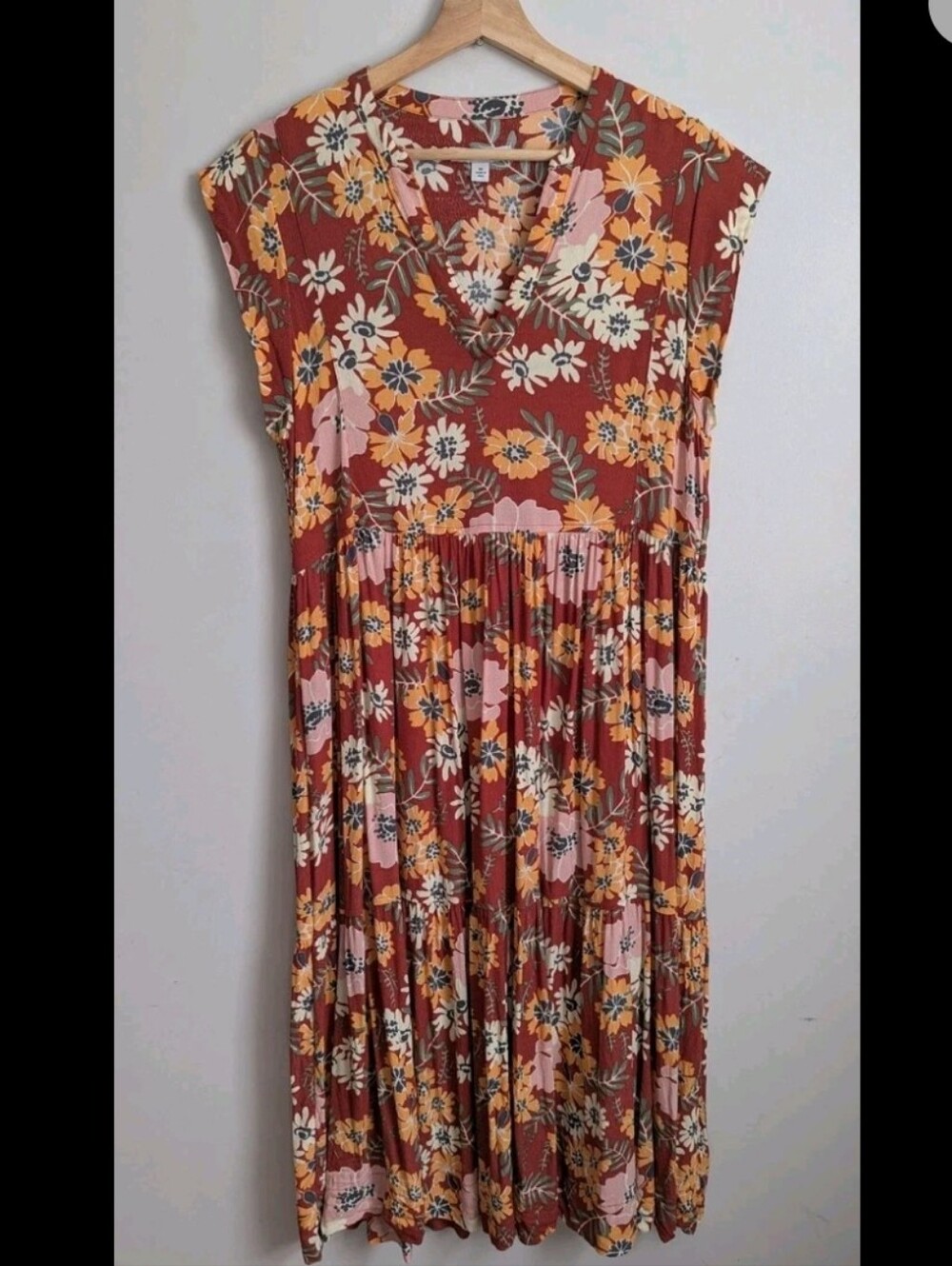 Free Assembly Floral Flowy Midi Dress M Cap Sleeve Rust Earth Tones Tiered Vneck